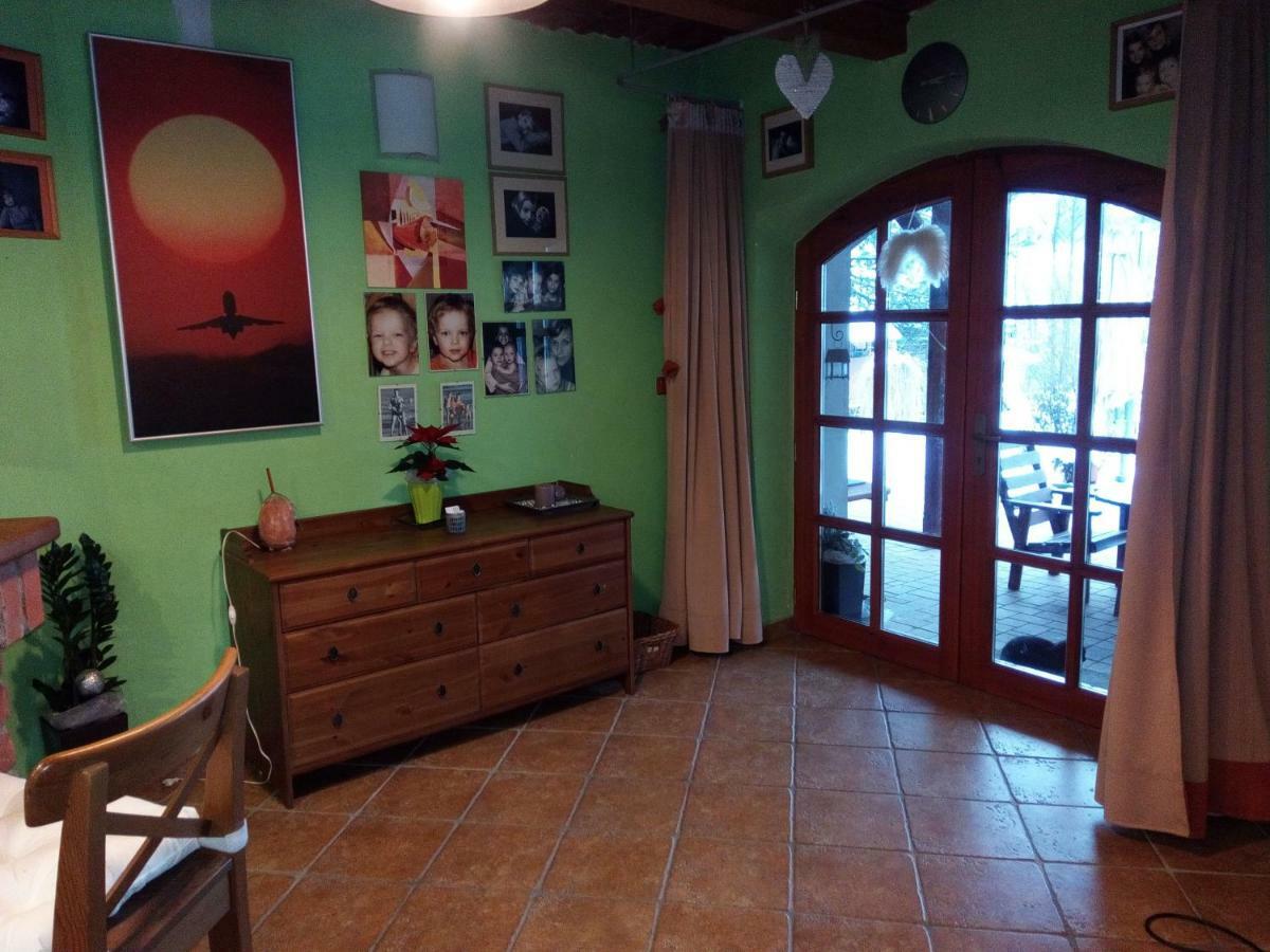 Family House 94 Daire Prosecne Dış mekan fotoğraf